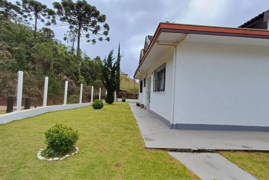 Casa de férias Linda Casa Em *