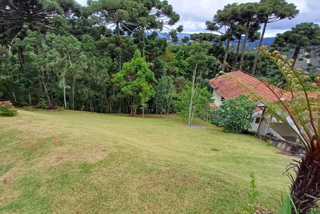 Linda Casa Em Casa de férias Campos do Jordão